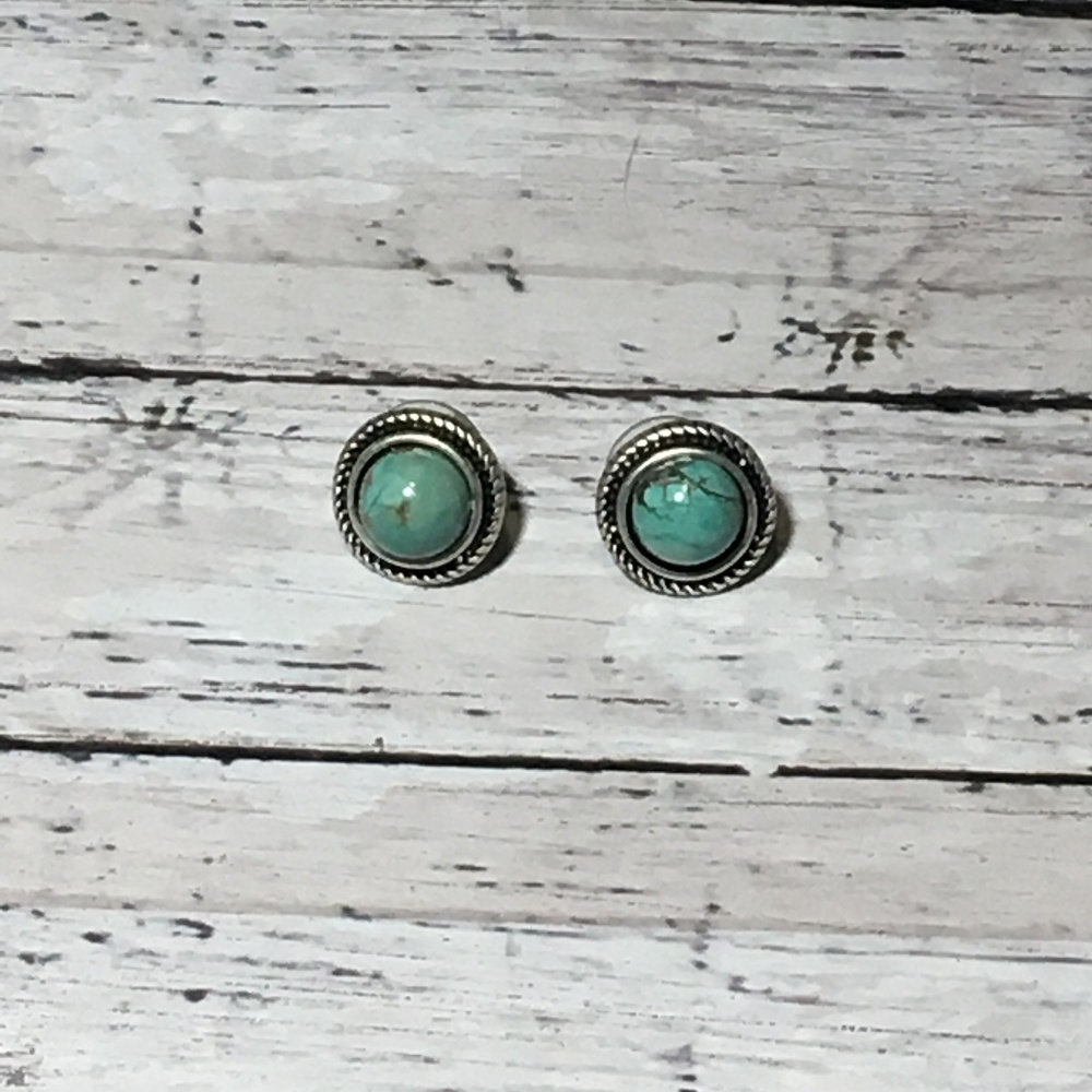 Natural Stone Post Earrings - Picture 3 of 3